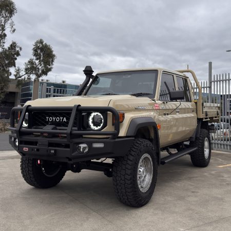 Power Boards [Pair] - Toyota LandCruiser 79 Series Dual Cab, thick board, LED light (1984 -  Current)