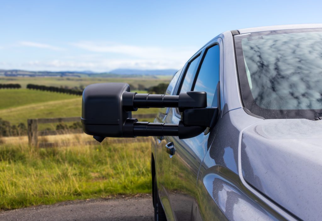 Clearview Compact Mirrors on the Nissan Navara D27 fully extended